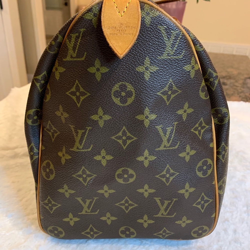 SOLD! Speedy 40 - Picture 4 of 11